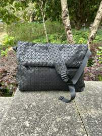 Picture of Issey Miyake Handbags _SKUfw171855918fw